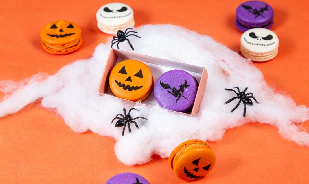 Le Petit Macarons lança linha de Halloween com abóboras, bruxas e caveiras
