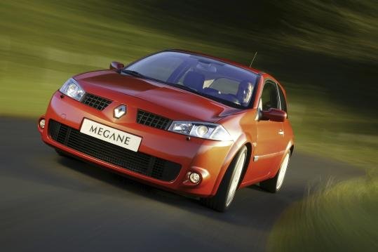 story_-_renault_sport_a_passion_for_high_performance_road_cars--12-