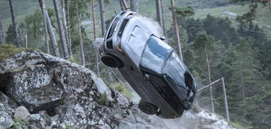 Uma imagem contendo ao ar livre, neve, montanha, rocha
Descrição gerada automaticamente