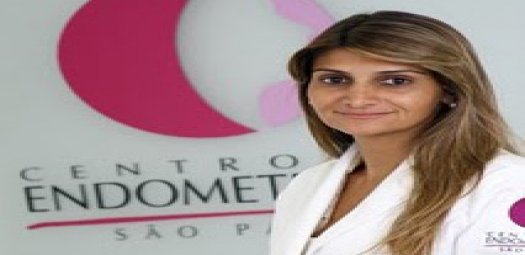 Dra__Rosa_-_logo_ao_fundo_em_baixa